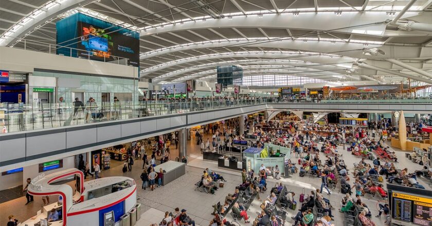 London’s Heathrow Airport closed all day Friday after..