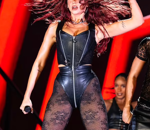 Dua Lipa A Mesmerizing Beauty and Gorgeous Star