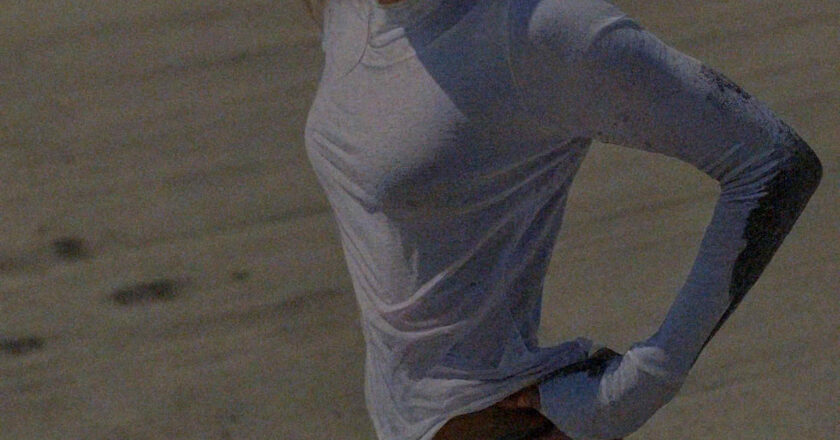 Dua Lipa’s Hottest Beach Moments – Summer Has Never Looked Better